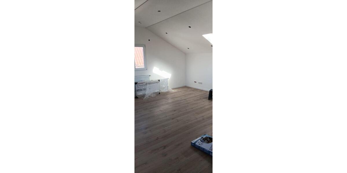 Dachgeschoßwohnung Bietigheim-Bissingen Bissingen - 3 Zimmer, 70 m&sup2;, 1.220&euro; | Angebot:25960825