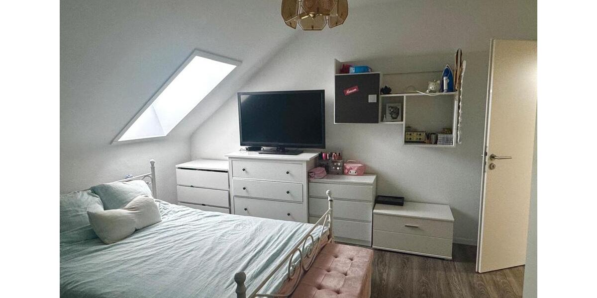Etagenwohnung Sindelfingen - 6 Zimmer, 144 m&sup2;, 1.855&euro; | Angebot:27612054