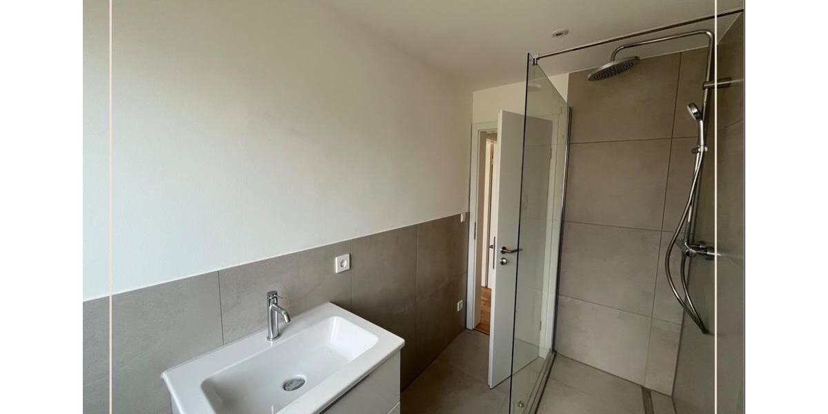 Etagenwohnung Ludwigsburg Hoheneck - 4 Zimmer, 100 m&sup2;, 1.440&euro; | Angebot:26039421