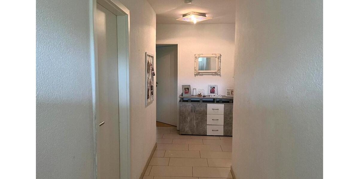 Etagenwohnung Leonberg - 4 Zimmer, 83 m&sup2;, 285.000&euro; | Angebot:26973317