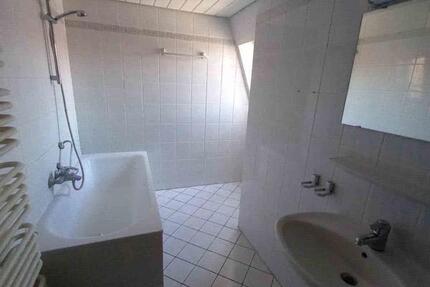 Wohnung Stuttgart Bad Cannstatt - 2 Zimmer, 67 m&sup2;, 738&euro; | Angebot:26350565