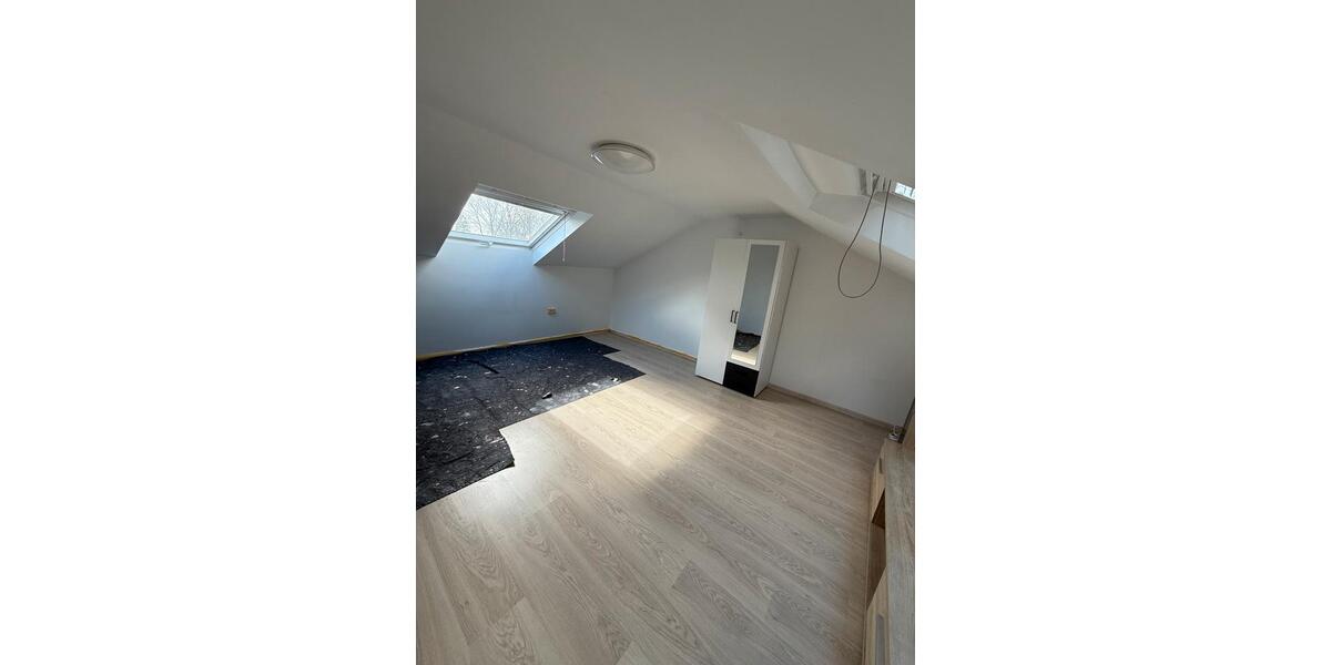 Dachgeschoßwohnung Waiblingen Bittenfeld - 1.5 Zimmer, 50 m&sup2;, 1.000&euro; | Angebot:25920966
