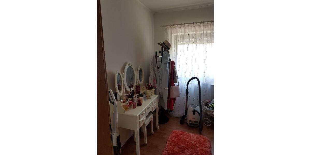 Mehrfamilienhaus, Wohnhaus Oberstenfeld - 5 Zimmer, 211 m&sup2;, 699.000&euro; | Angebot:25774763