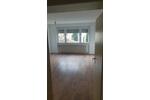 Hochparterre Esslingen am Neckar Hegensberg - 3 Zimmer, 75 m&sup2;, 900&euro; | Angebot:26538984