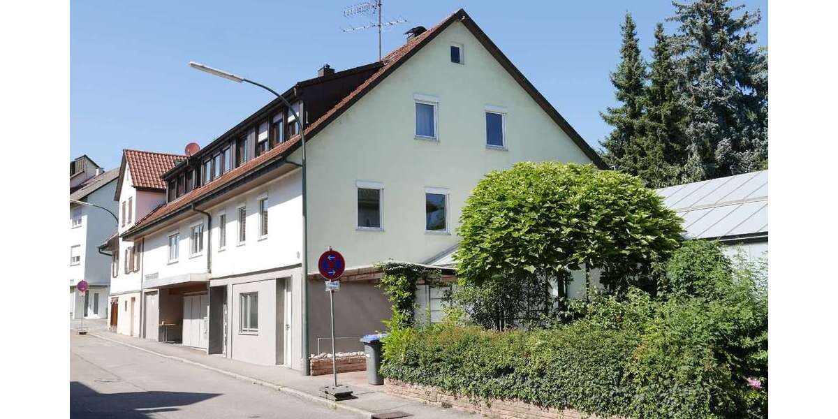 Einfamilienhaus Esslingen Oberesslingen - 10 Zimmer, 347 m&sup2;, 3.300&euro; | Angebot:24906980