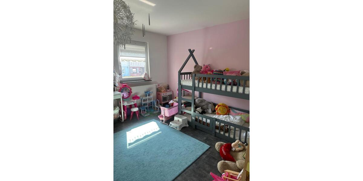 Reihenhaus Esslingen am Neckar Pliensauvorstadt - 4 Zimmer, 90 m&sup2;, 556.000&euro; | Angebot:26042271