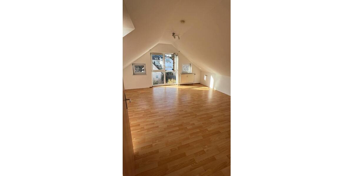 Maisonettenwohnung Göppingen - 3.5 Zimmer, 94 m&sup2;, 1.050&euro; | Angebot:25138385