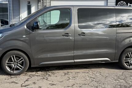 Opel Zafira Life 157.500 km 18.850 &euro; Sindelfingen 71065