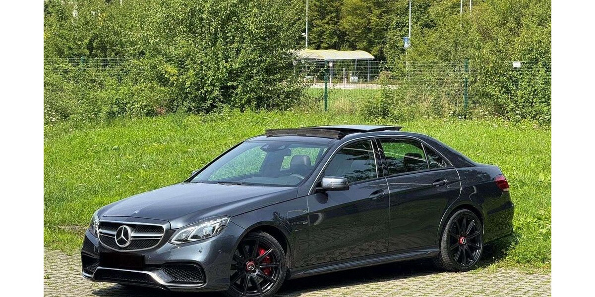 Mercedes-Benz E 63 AMG 270.000 km 22.000 &euro; Murr 71711