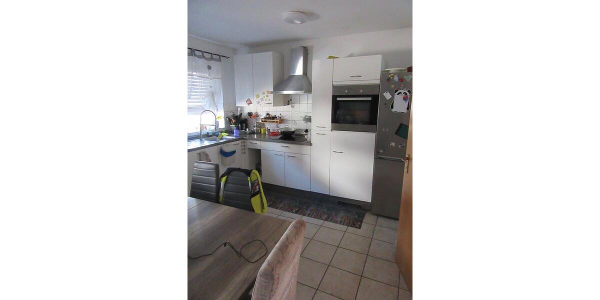 Provisionsfrei* Doppelhaushälfte mit zwei separaten Wohneinheiten, Stellplätzen, Balkon und Terrasse - Zweifamilienhaus Göppingen Faurndau | Angebot:26961593