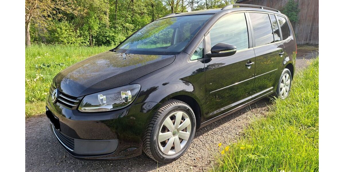 VW Touran 156.200 km 7.700 &euro; Ilsfeld 74360