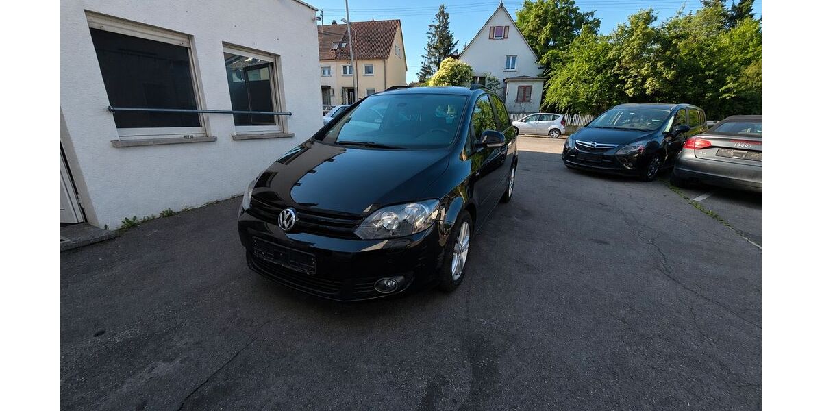 VW Golf 102.000 km 5.200 &euro; Möglingen 71696