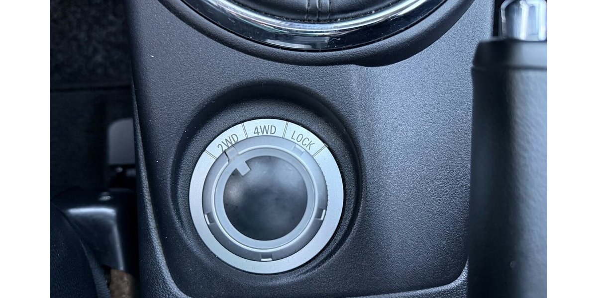 Mitsubishi ASX 4WD 1.8 DID Instyle*Leder,Navi,Xenon* 143.500 km 6.750 &euro; Schorndorf 73614