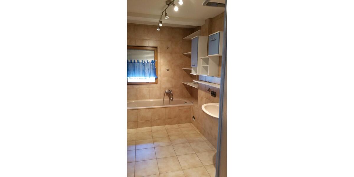 Einfamilienhaus Stuttgart Luginsland - 5.5 Zimmer, 114 m&sup2;, 1.720&euro; | Angebot:27617752