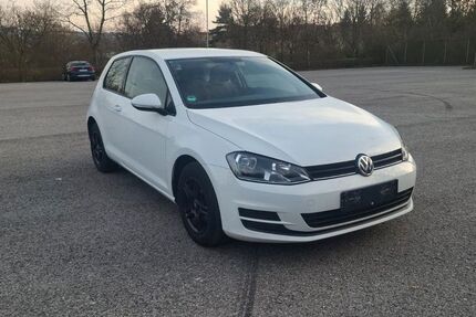 VW Golf 161.000 km 6.499 &euro; stuttgart 70469