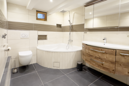 Haus Stuttgart Hedelfingen - 3.5 Zimmer, 70 m&sup2;, 1.200&euro; | Angebot:25087855