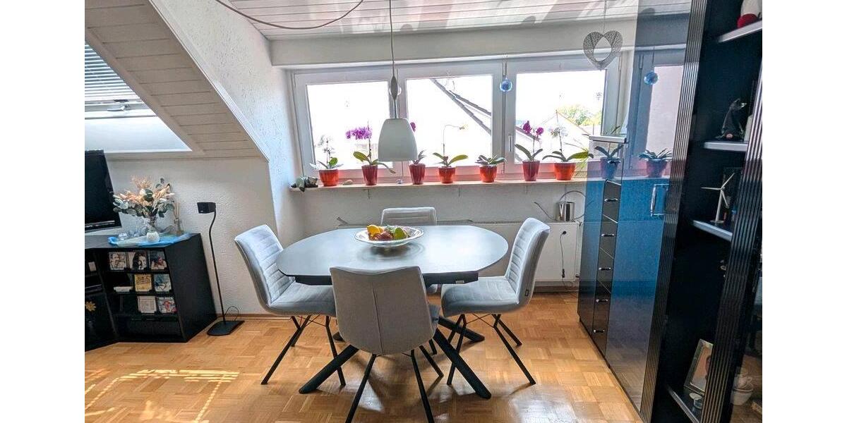 Dachgeschoßwohnung Stuttgart Sillenbuch - 4 Zimmer, 76 m&sup2;, 299.000&euro; | Angebot:26044984