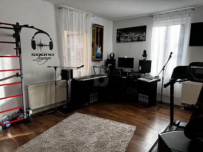 EXKLUSIVER WOHNTRAUM MIT WELLNESS-BAD & KAMIN - Erdgeschoßwohnung Stuttgart Feuerbach Feuerbach | Angebot:26464560