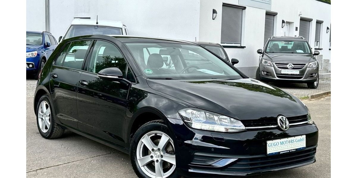 VW Golf 84.000 km 10.590 &euro; Aichtal 72631
