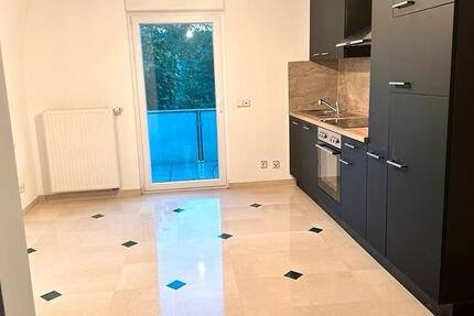 Wohnung Kornwestheim - 2.5 Zimmer, 74 m&sup2;, 1.250&euro; | Angebot:27586024