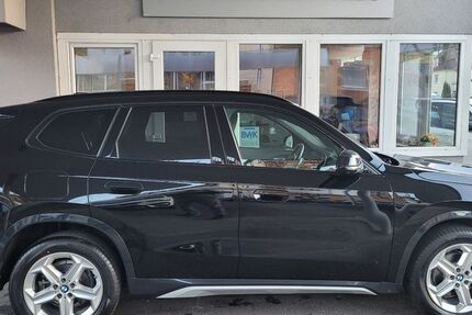 BMW X1 74.123 km 33.490 &euro; Stuttgart 70469
