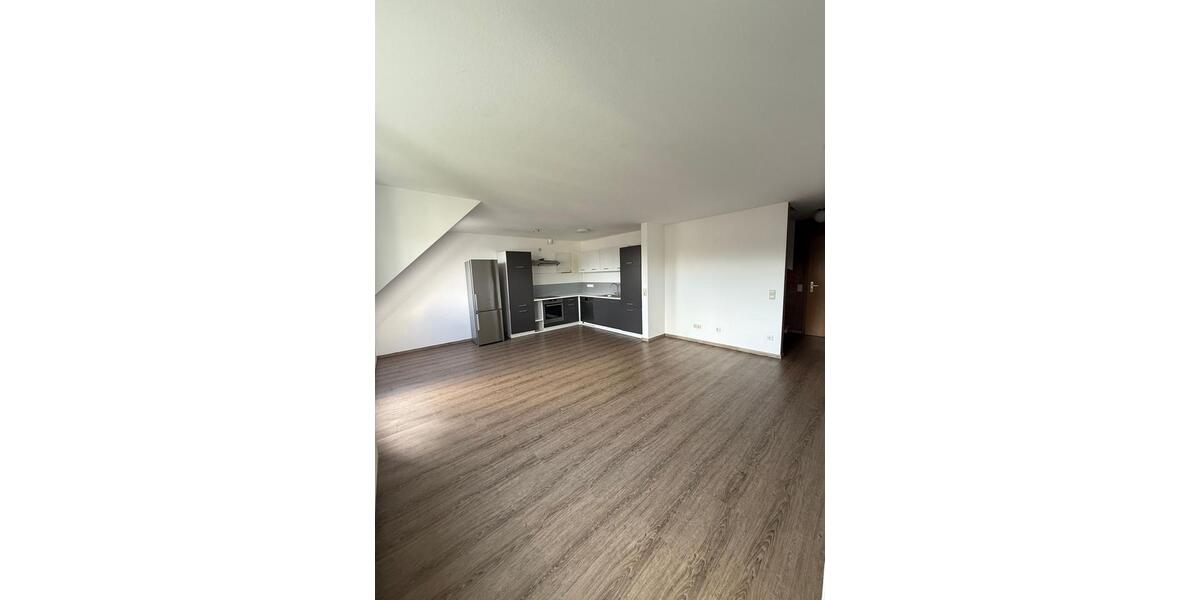 Maisonettenwohnung Ebersbach an der Fils - 3.5 Zimmer, 82 m&sup2;, 900&euro; | Angebot:25990812