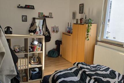 Wohnung Stuttgart Luginsland - 1.5 Zimmer, 23 m&sup2;, 350&euro; | Angebot:25255252