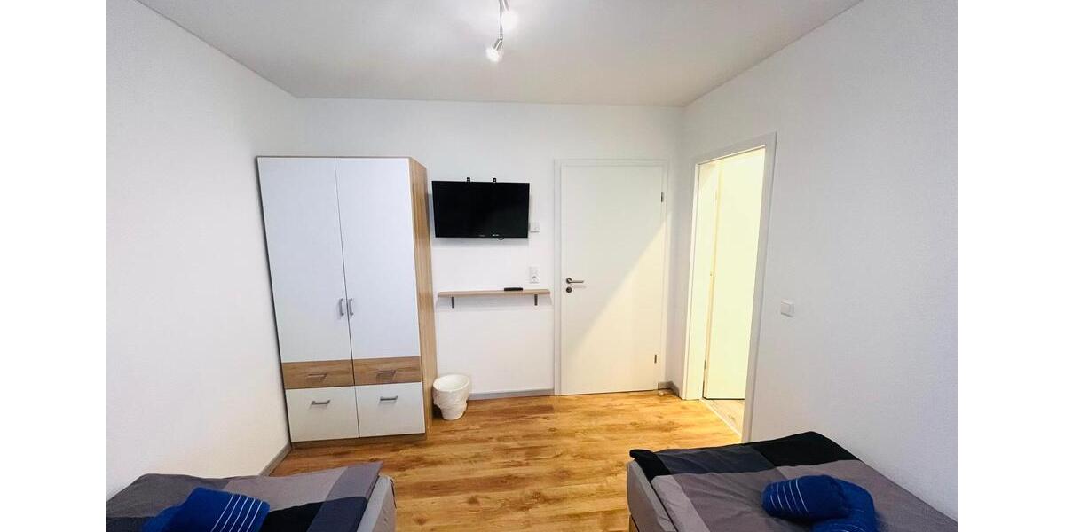 Mehrfamilienhaus, Wohnhaus Neckarwestheim - 11 Zimmer, 210 m&sup2;, 844.000&euro; | Angebot:26048201