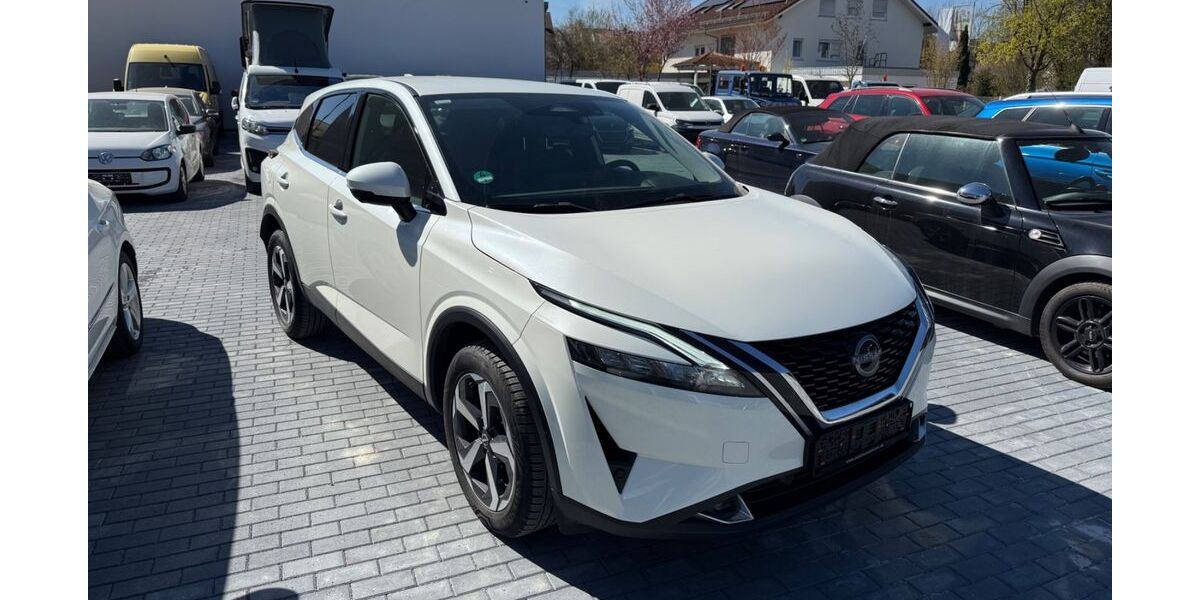 Nissan Qashqai 53.685 km 21.990 &euro; Magstadt 71106