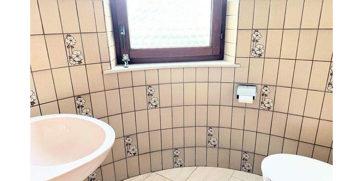 Mehrfamilienhaus, Wohnhaus Bönnigheim - 1 Zimmer, 320 m&sup2;, 750.000&euro; | Angebot:25755913