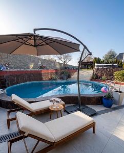 MODERNISIERT FÜR MEHRGENERATIONEN - Mehrfamilienhaus, Wohnhaus Magstadt | Angebot:25513902