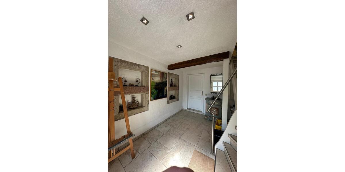 Einfamilienhaus Backnang - 3 Zimmer, 100 m&sup2;, 1.600&euro; | Angebot:26603228