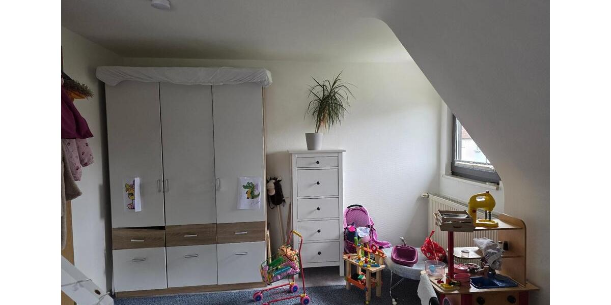 Etagenwohnung Ditzingen - 2 Zimmer, 110 m&sup2;, 1.100&euro; | Angebot:24988790