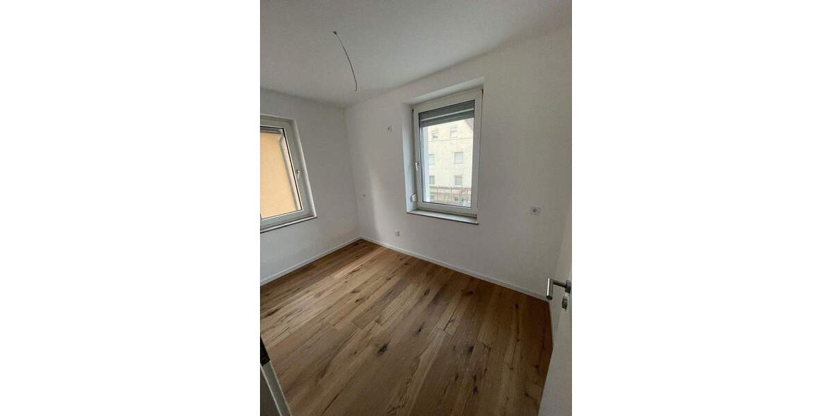 Etagenwohnung Stuttgart Zuffenhausen - 2 Zimmer, 55 m&sup2;, 1.077&euro; | Angebot:25877743