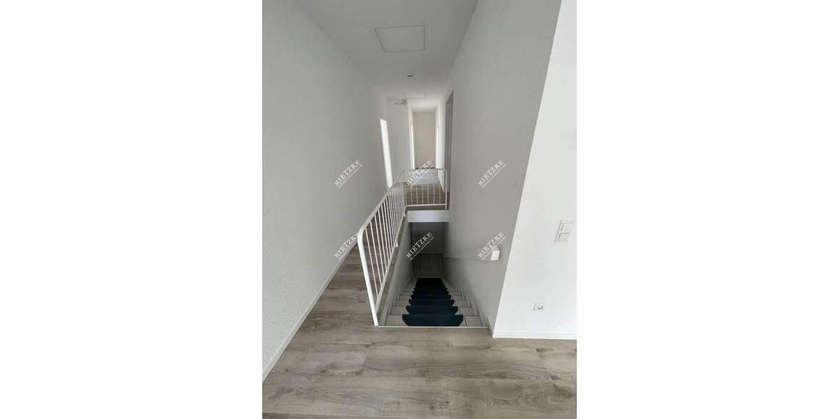 Zimmer Asperg - 4 Zimmer, 104 m&sup2;, 1.600&euro; | Angebot:25726390