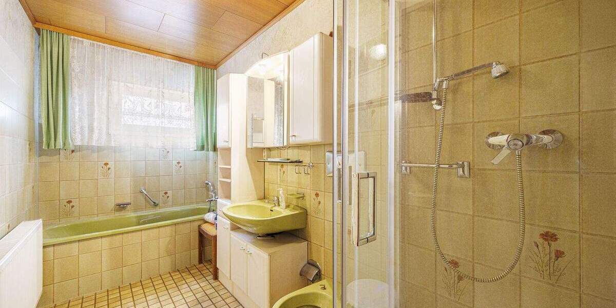 Einfamilienhaus Backnang - 4 Zimmer, 100 m&sup2;, 349.000&euro; | Angebot:25698015