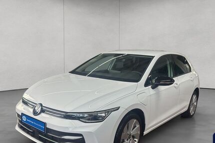 VW Golf 7.857 km 31.490 &euro; Filderstadt 70794