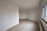 Etagenwohnung Stuttgart Mühlhausen - 3 Zimmer, 71 m&sup2;, 1.100&euro; | Angebot:25851439