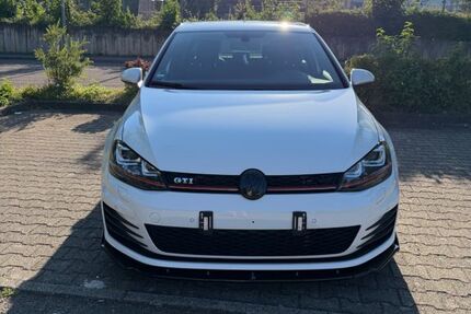 VW Golf 130.000 km 13.999 &euro; Esslingen am Neckar 73734