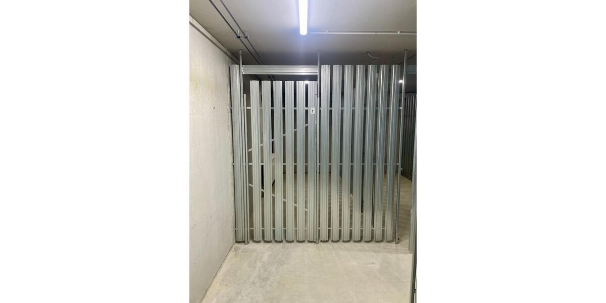 Gewerbeobjekt Esslingen am Neckar Pliensauvorstadt - 100&euro; | Angebot:25094841