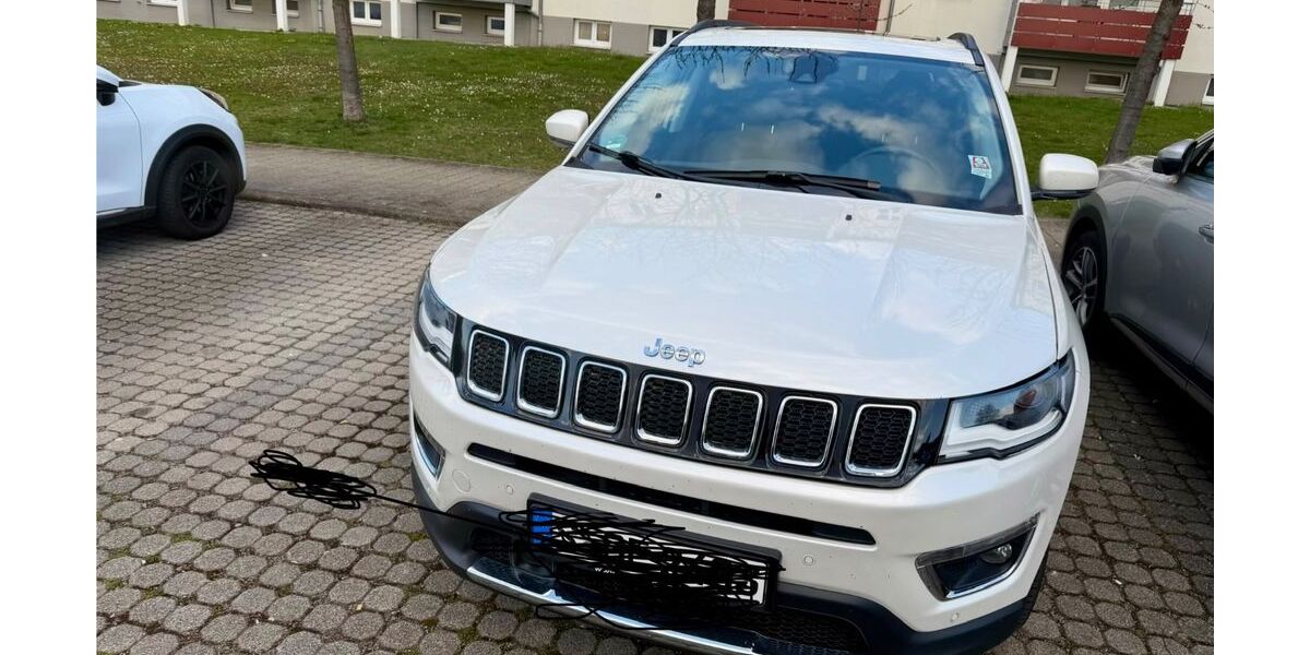 Jeep Compass 120.000 km 14.850 &euro; Stuttgart 70565