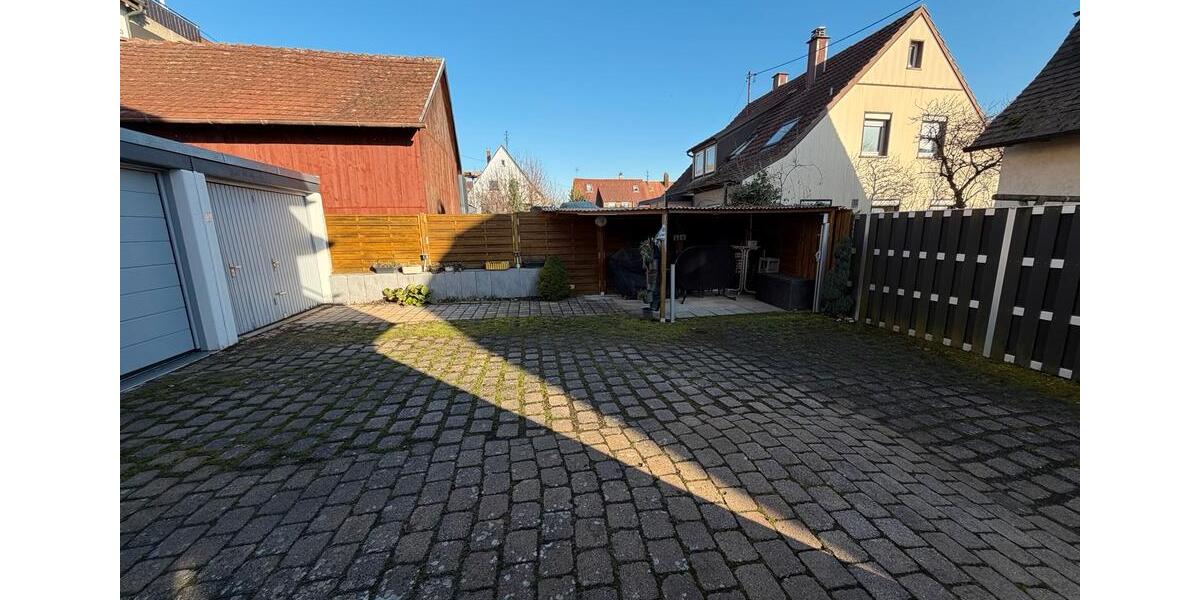 Erdgeschoßwohnung Leonberg - 3.5 Zimmer, 80 m&sup2;, 375.000&euro; | Angebot:25409085