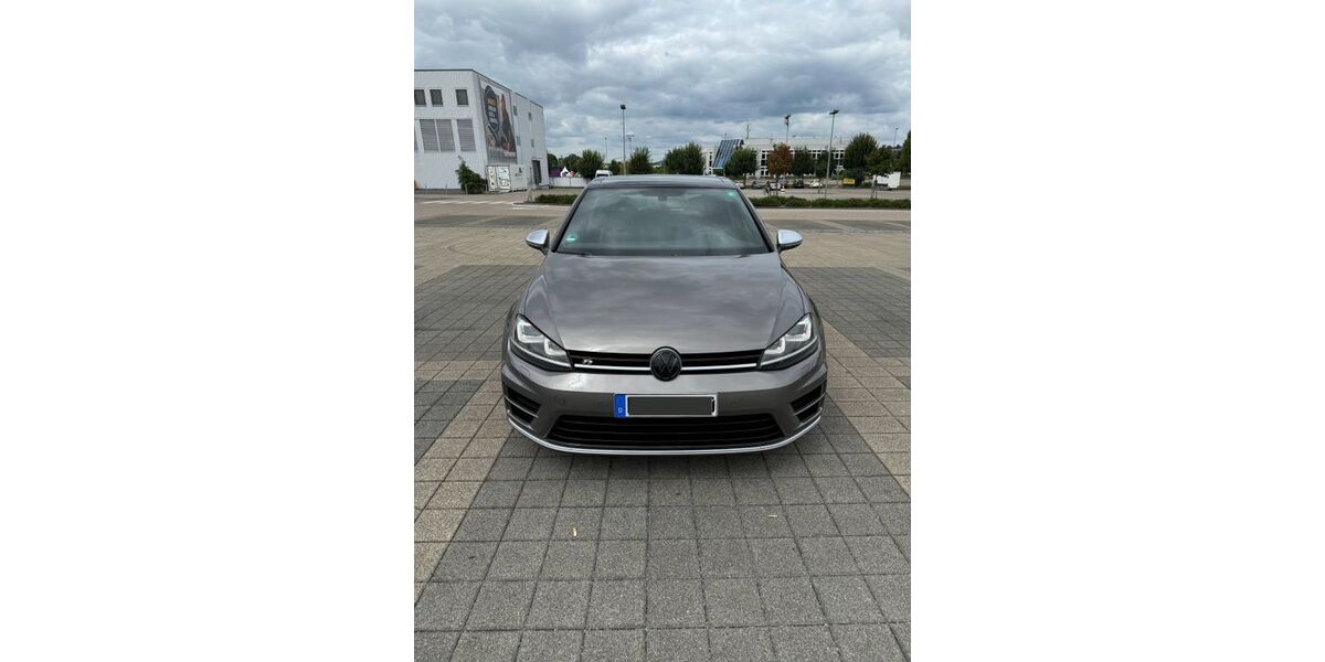 VW Golf 129.000 km 18.499 &euro; Asperg 71679