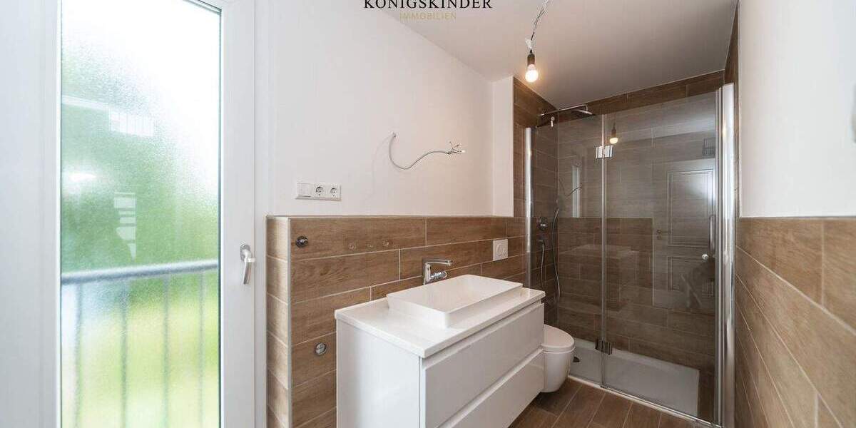 Doppelhaushälfte Stuttgart-Zazenhausen Zuffenhausen - 8 Zimmer, 154 m&sup2;, 849.000&euro; | Angebot:25671700