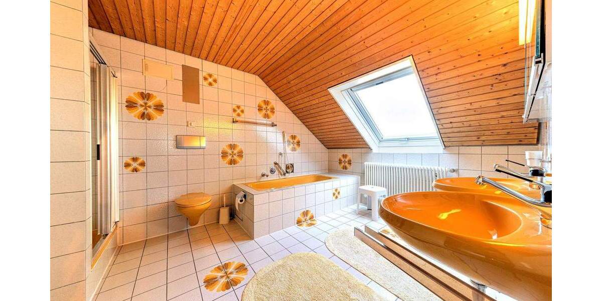 Doppelhaushälfte Sindelfingen Ost - 7 Zimmer, 233 m&sup2;, 789.000&euro; | Angebot:25741860