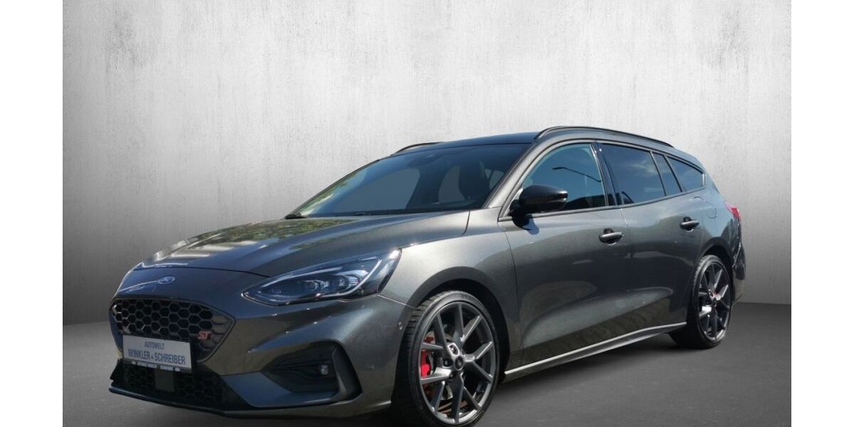 Ford Focus 25.668 km 32.990 &euro; Ludwigsburg 71636