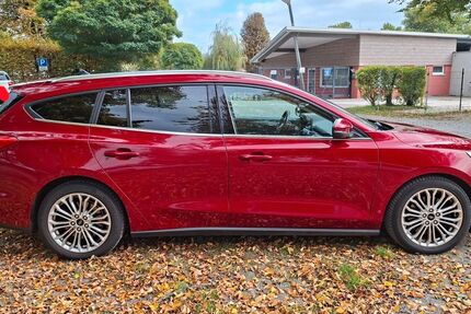 Ford Focus 113.000 km 11.499 &euro; Ilsfeld 74360