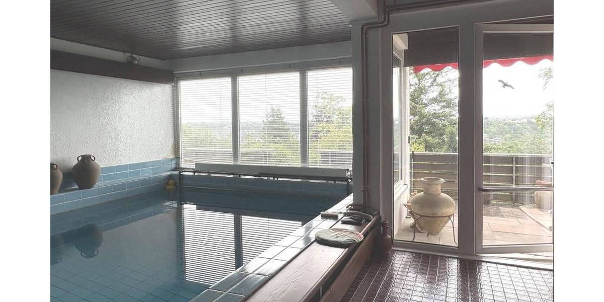 Einfamilienhaus Stuttgart Vaihingen - 7 Zimmer, 240 m&sup2;, 1.250.000&euro; | Angebot:25671954