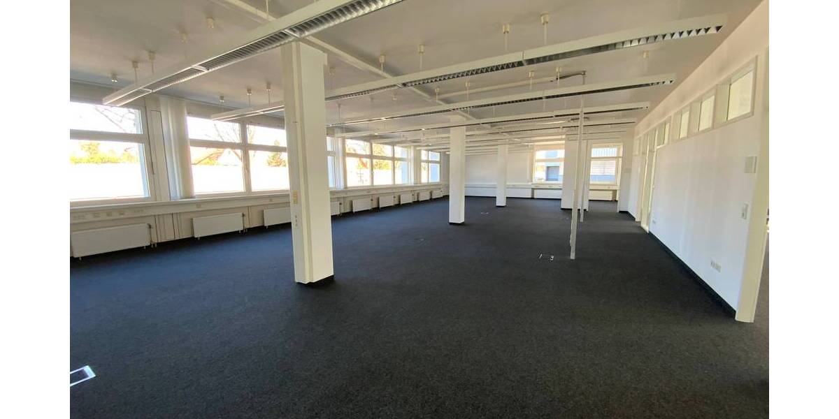 Gewerbeobjekt Sindelfingen Mitte - 7 Zimmer, 5.200&euro; | Angebot:25704219