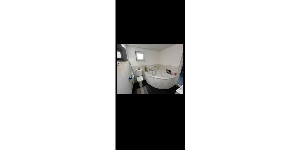 Etagenwohnung Esslingen am Neckar Oberesslingen - 4 Zimmer, 120 m&sup2;, 1.350&euro; | Angebot:26562321